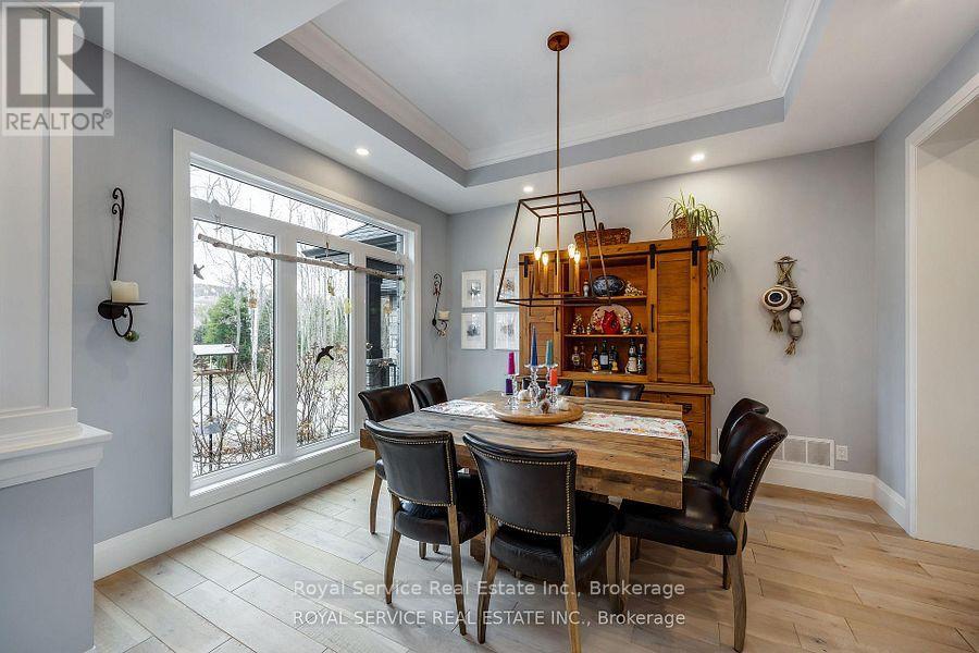 28 RUSTLEWOOD AVENUE - 5
