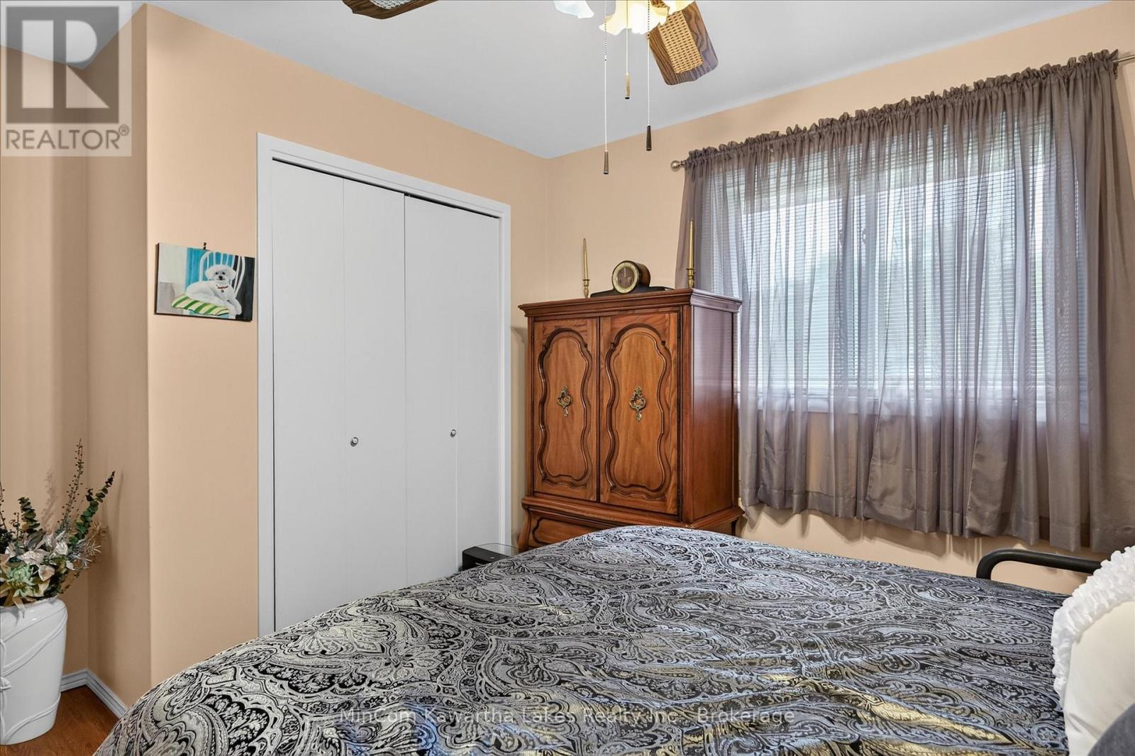 1891 CROFTDALE CRESCENT - 20