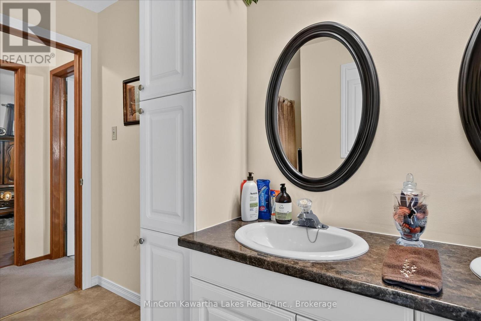 1891 CROFTDALE CRESCENT - 23
