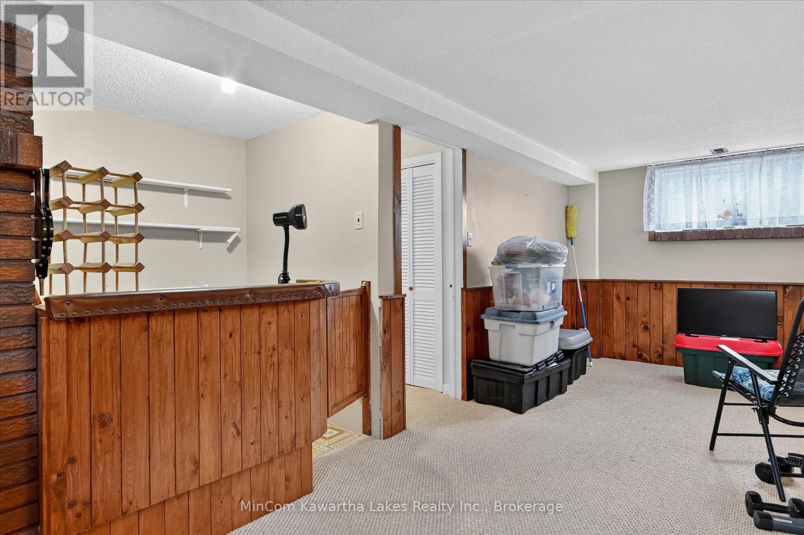 1891 CROFTDALE CRESCENT - 31