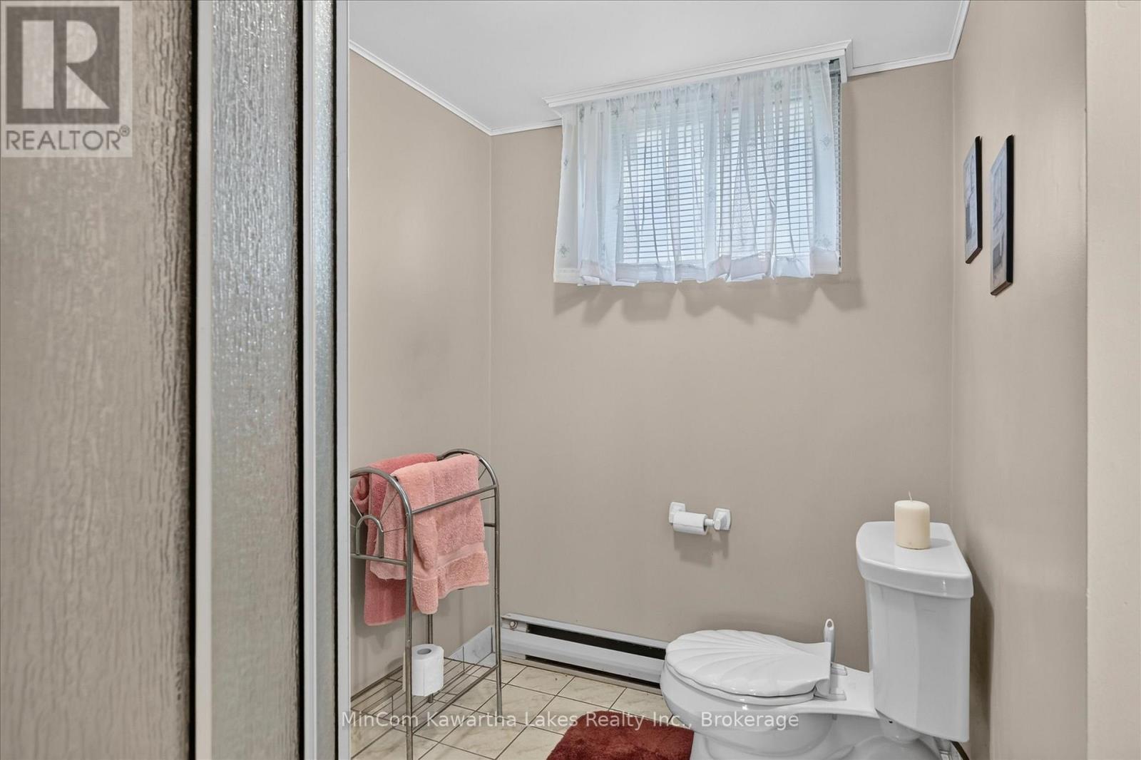 1891 CROFTDALE CRESCENT - 34