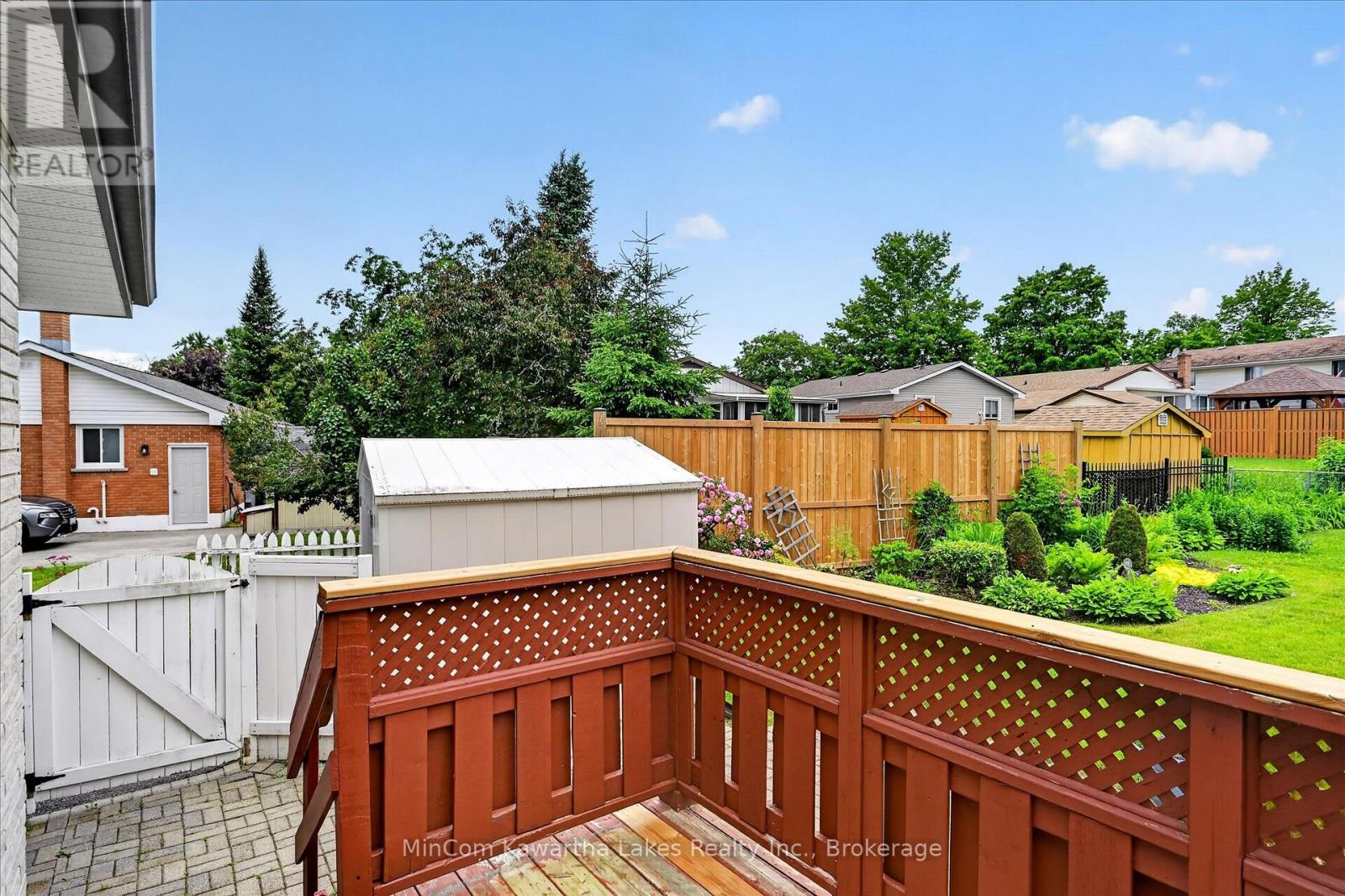 1891 CROFTDALE CRESCENT - 38