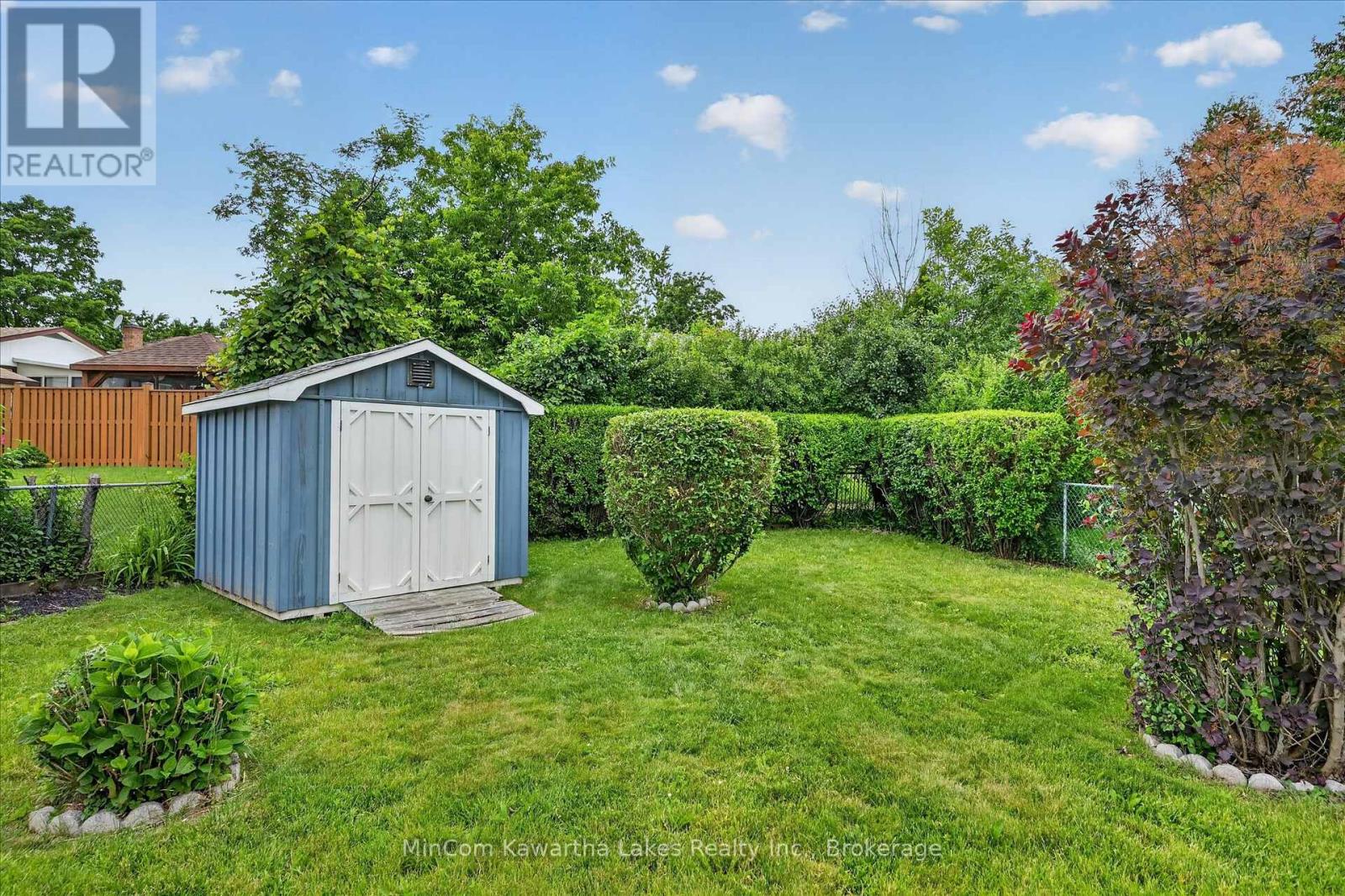 1891 CROFTDALE CRESCENT - 46