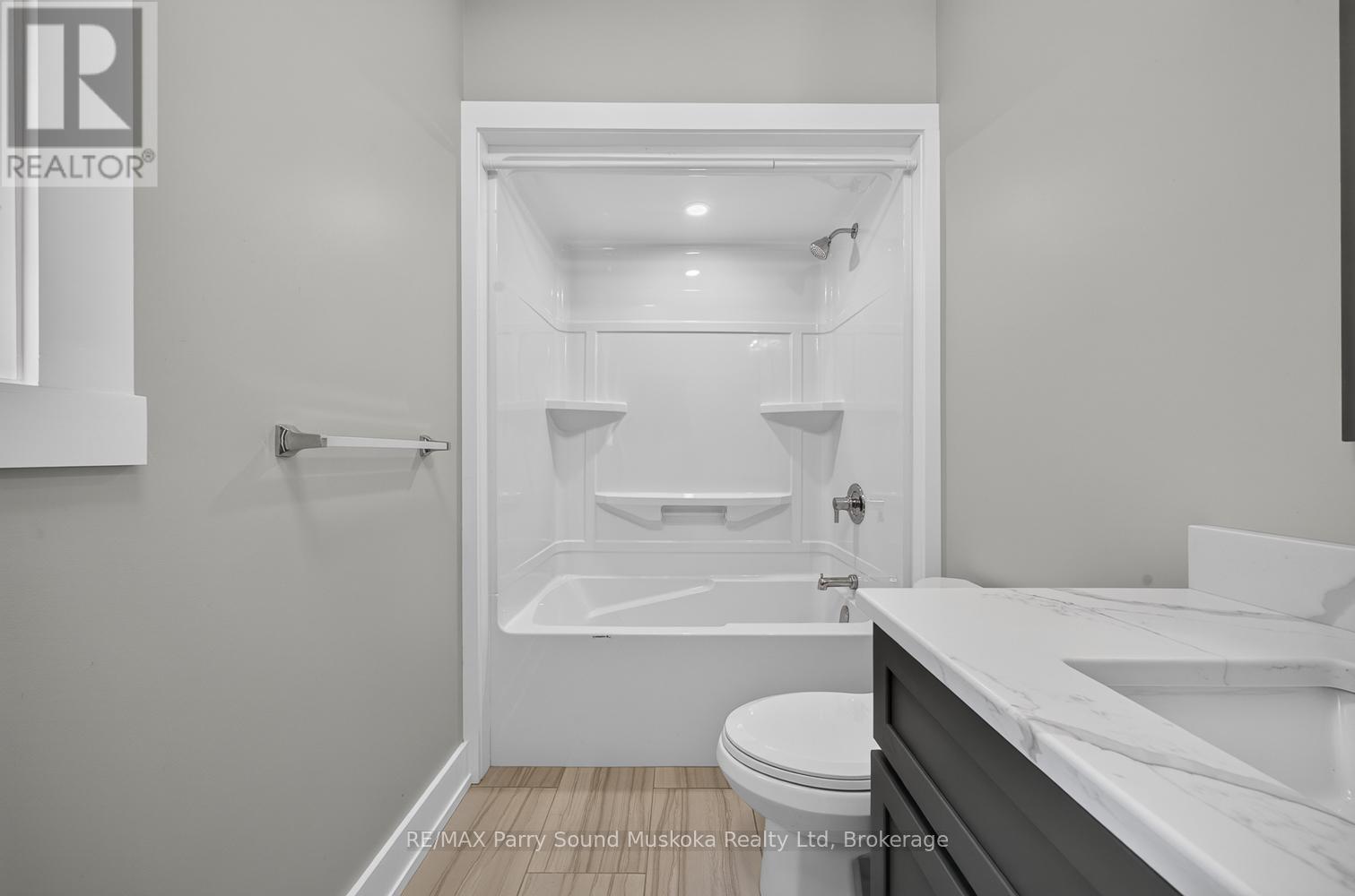 10 GLENROCK ROAD - 25