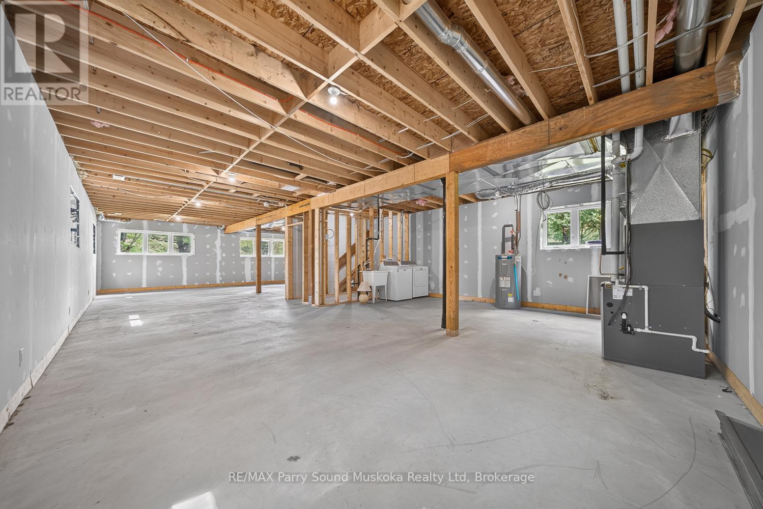 10 GLENROCK ROAD - 31