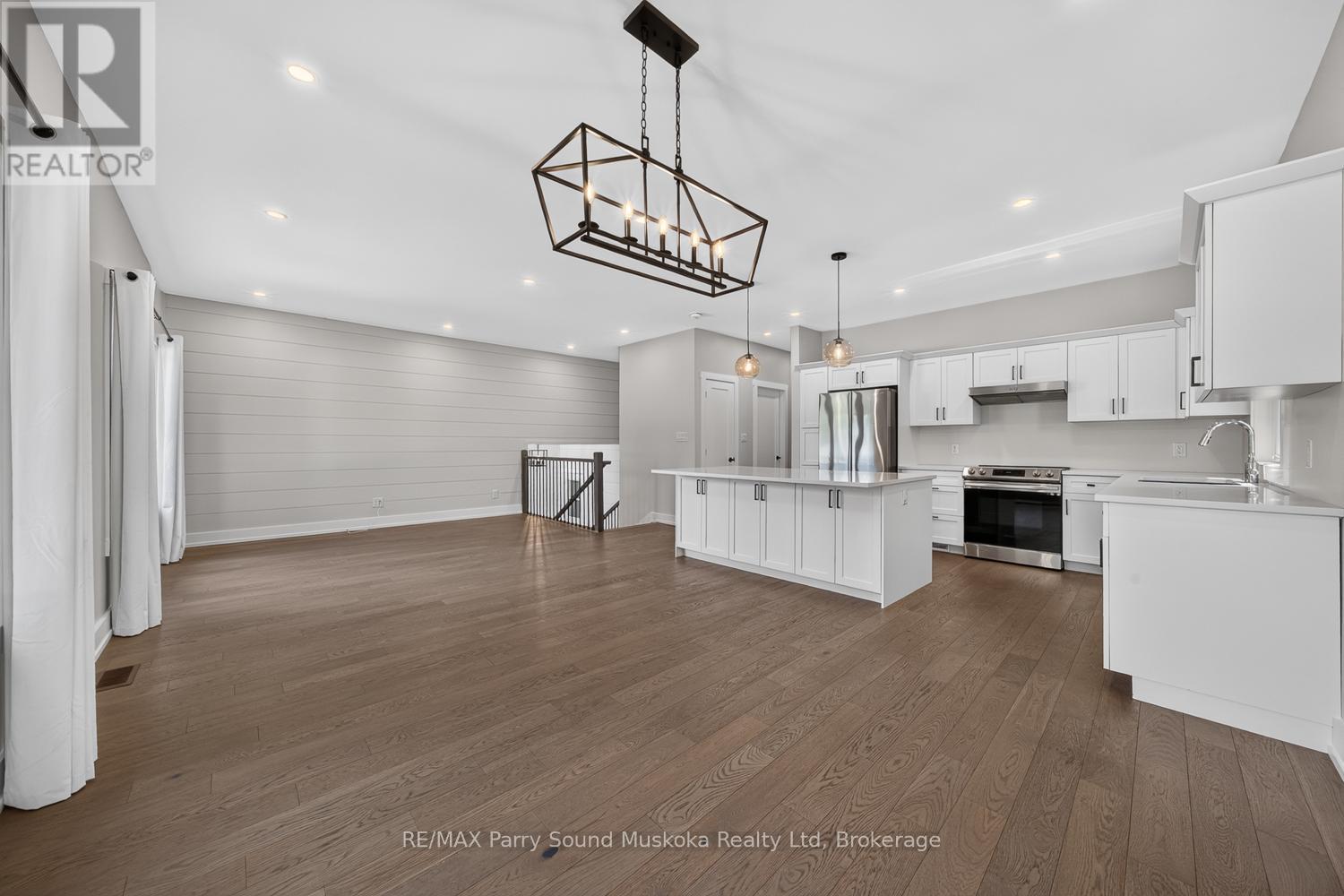 10 GLENROCK ROAD - 9