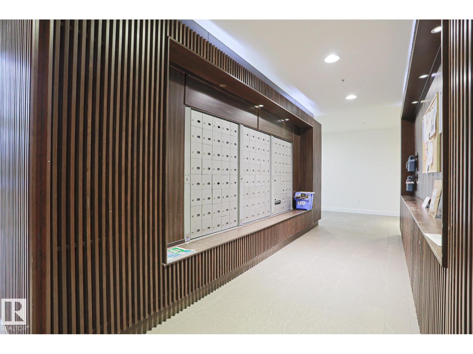 #212 2612 109 ST NW NW - 4