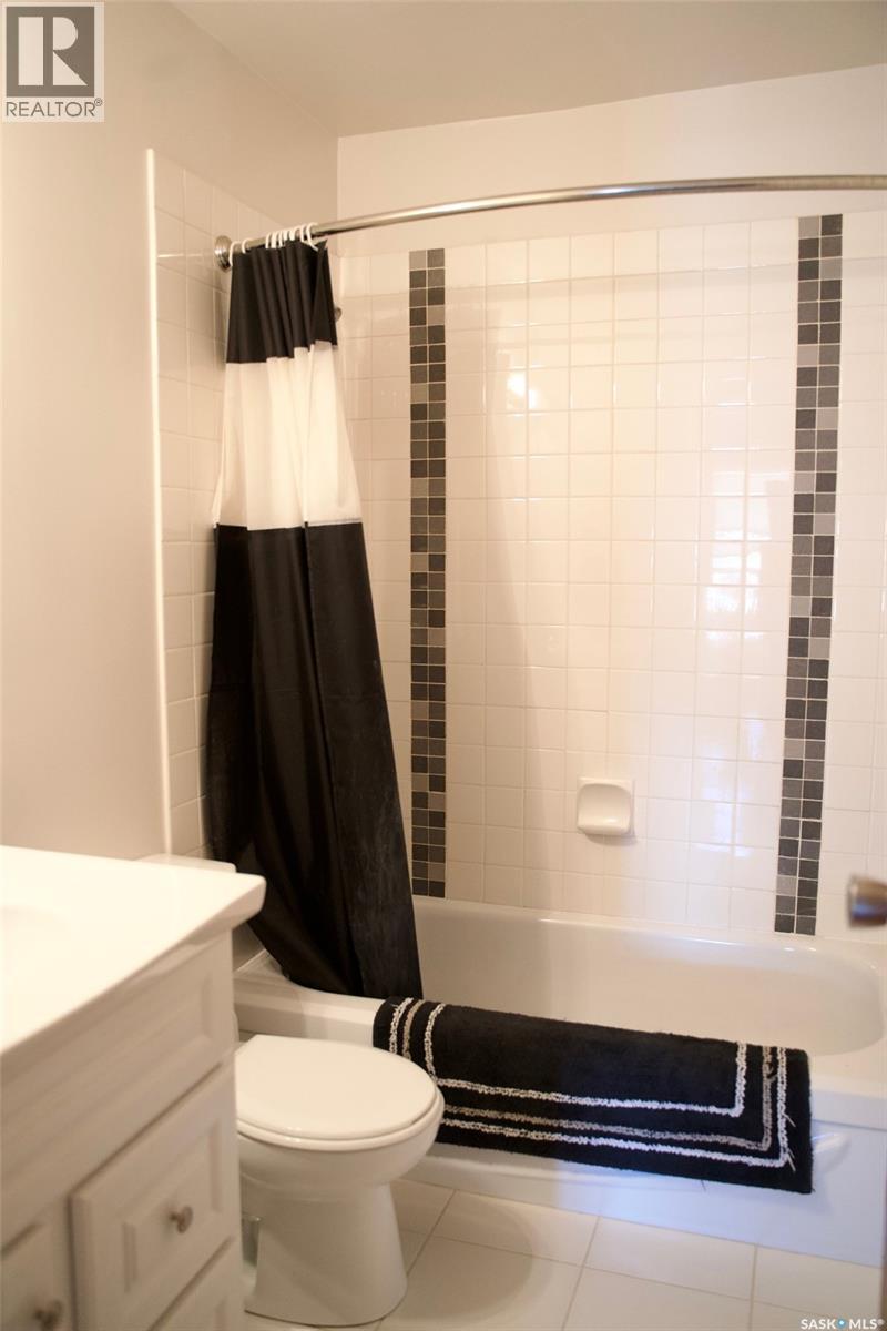 #58B Nollet AVENUE - 16