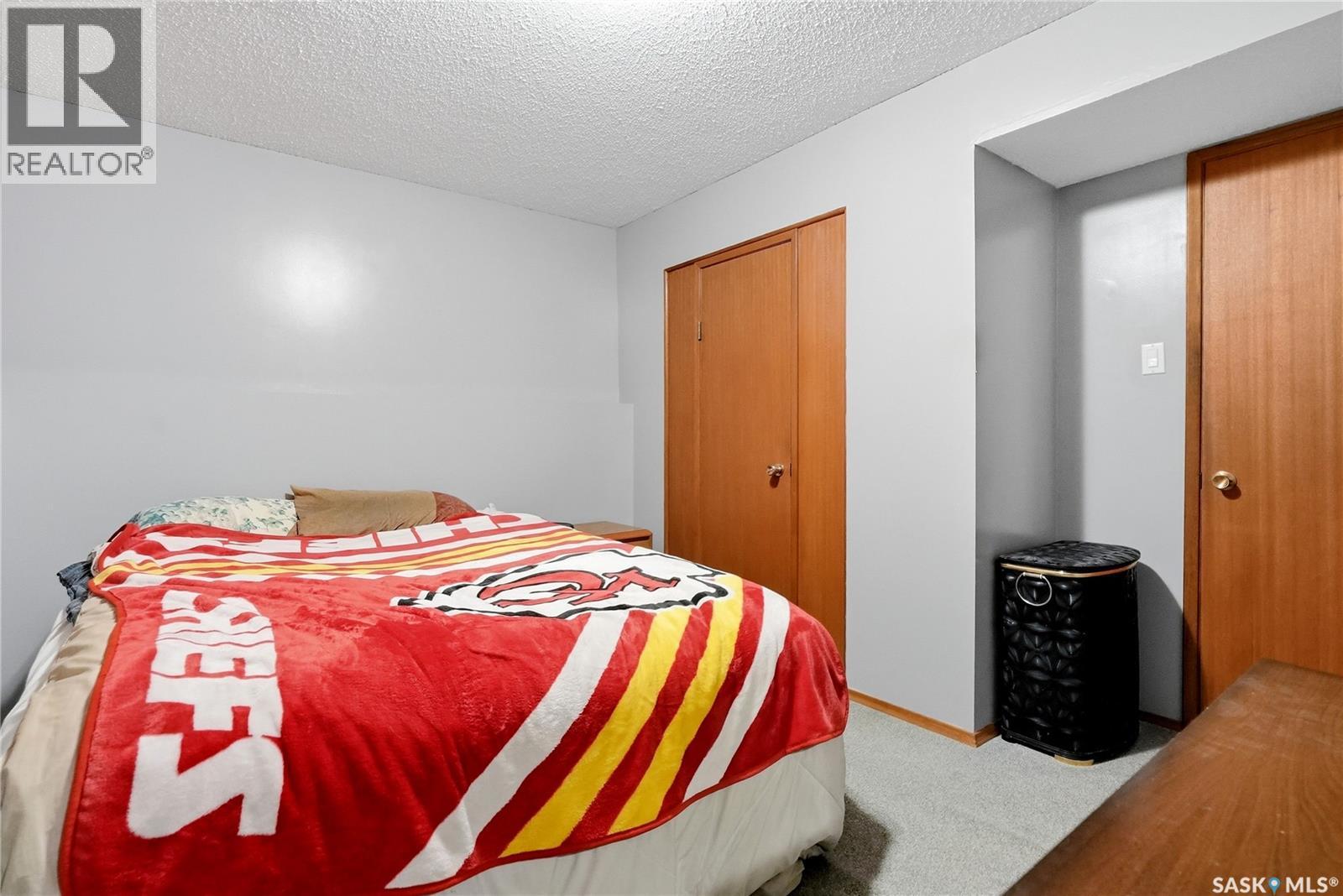 21 Bateman CRESCENT — photo 35