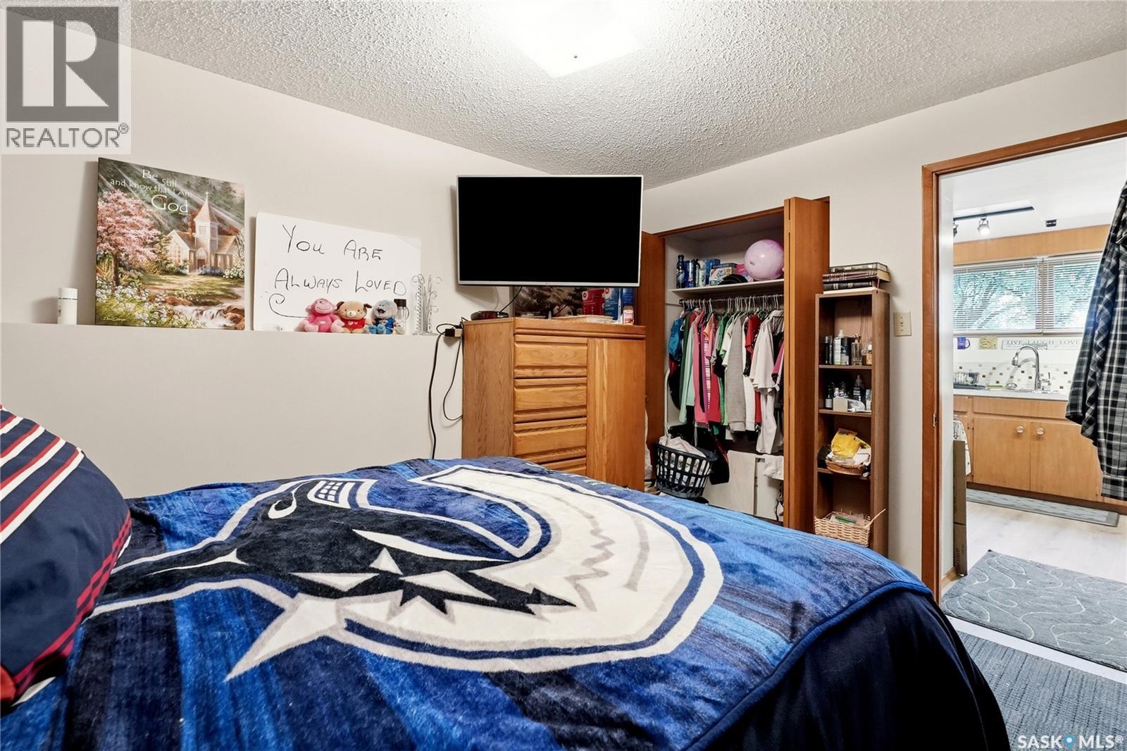 21 Bateman CRESCENT — photo 43