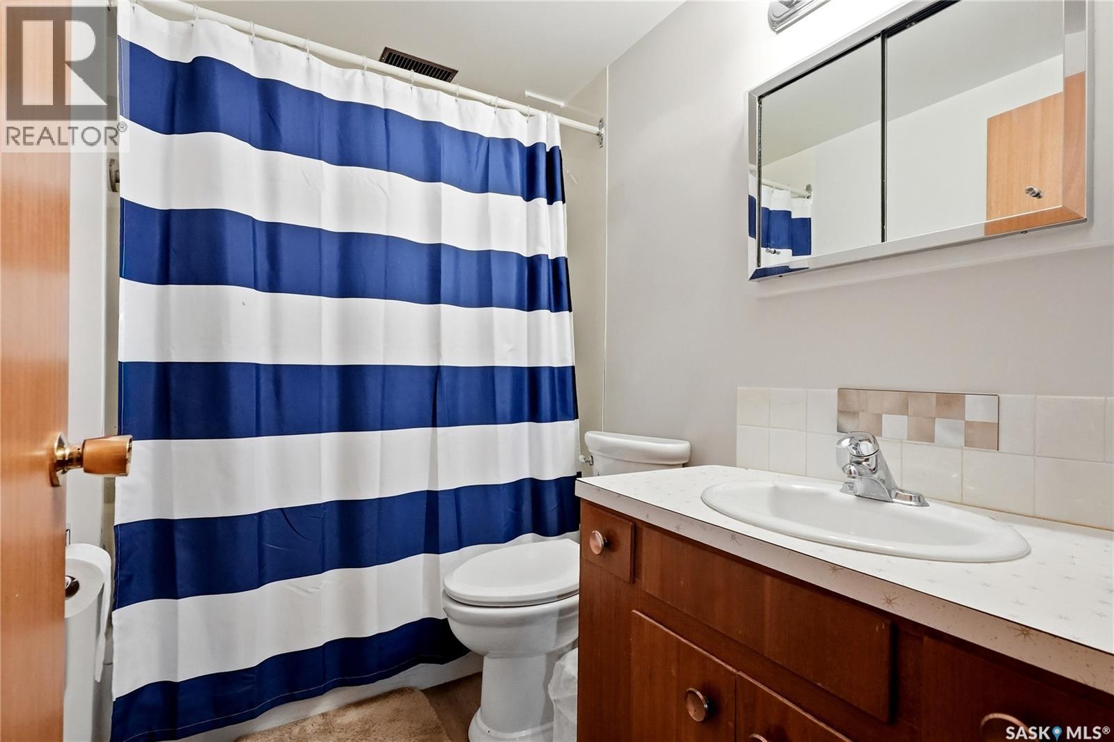21 Bateman CRESCENT — photo 47
