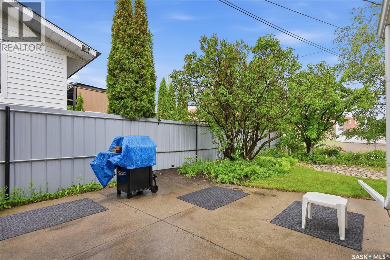 21 Bateman CRESCENT — photo 55