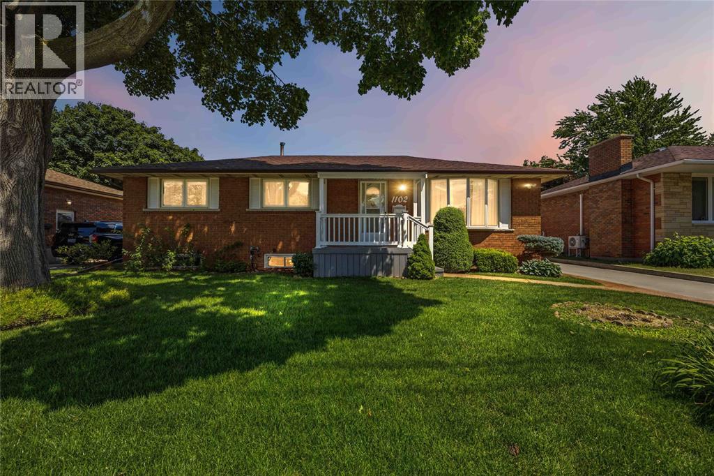 1102 Indian ROAD - 1
