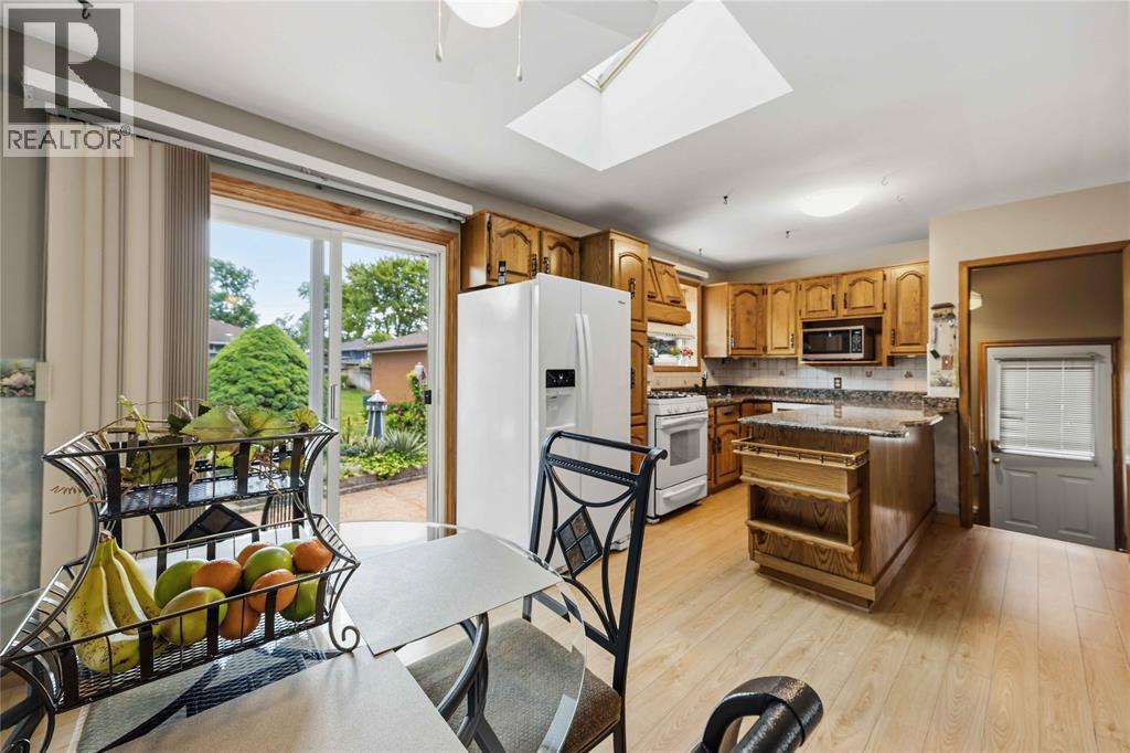 1102 Indian ROAD - 10