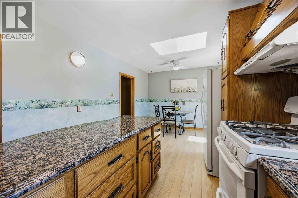 1102 Indian ROAD - 11