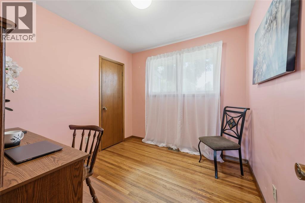 1102 Indian ROAD - 12