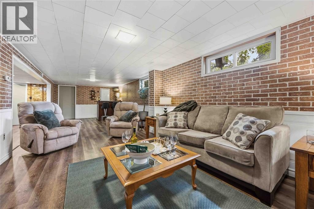 1102 Indian ROAD - 23