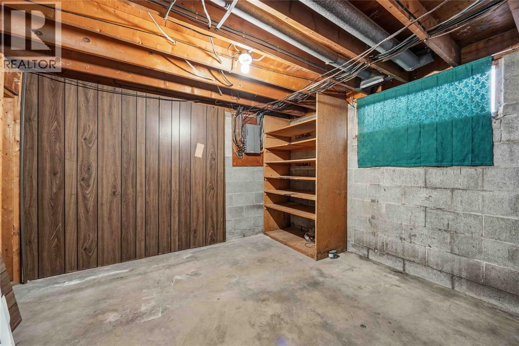 1102 Indian ROAD - 26