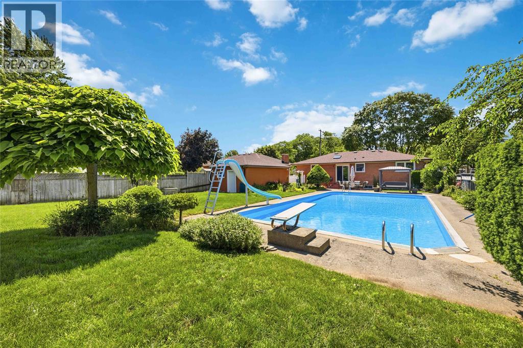1102 Indian ROAD - 35