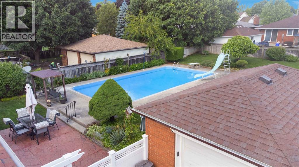 1102 Indian ROAD - 39