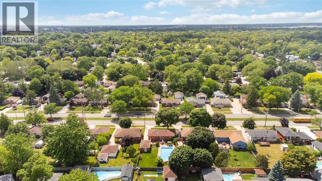 1102 Indian ROAD - 46