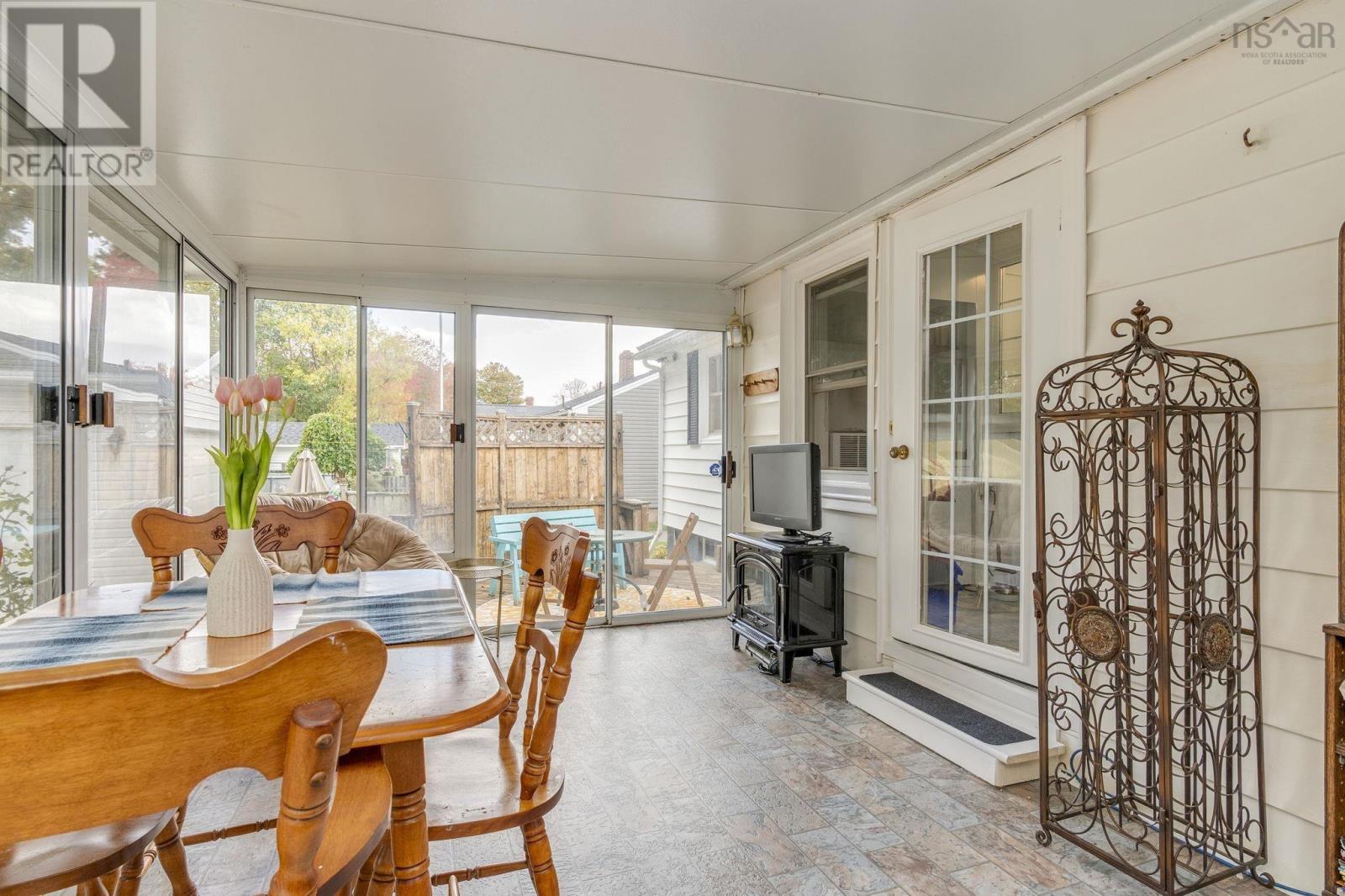 Property 21 of 45 of 34 Wade Street