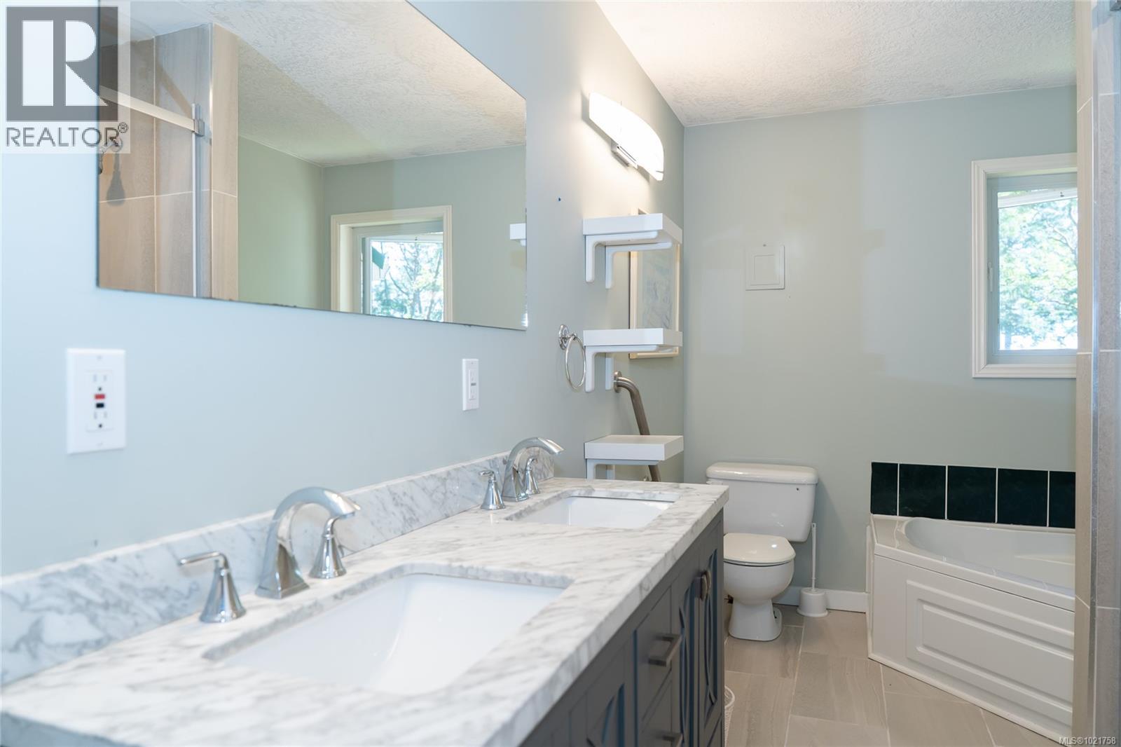 149 Pilkey Point Rd - Image 24