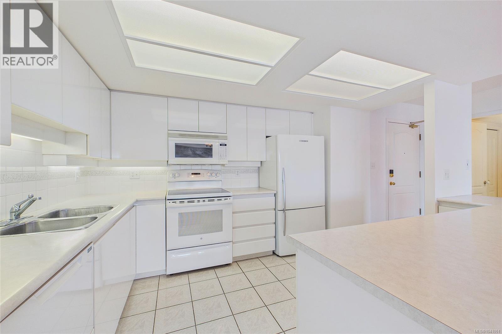 #311 150 Promenade Dr - 29