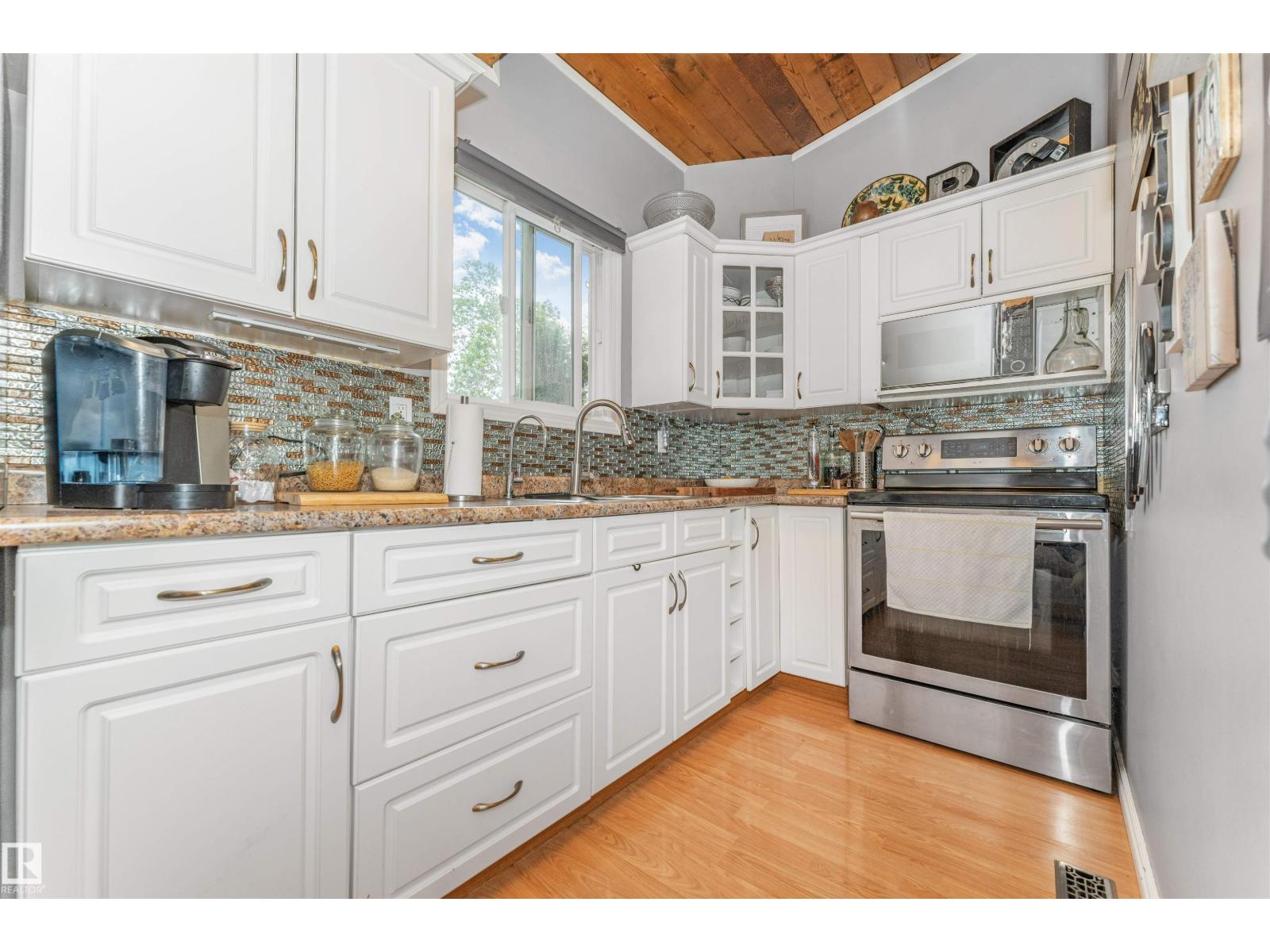 35 NORTHWOODS VG NW — photo 14