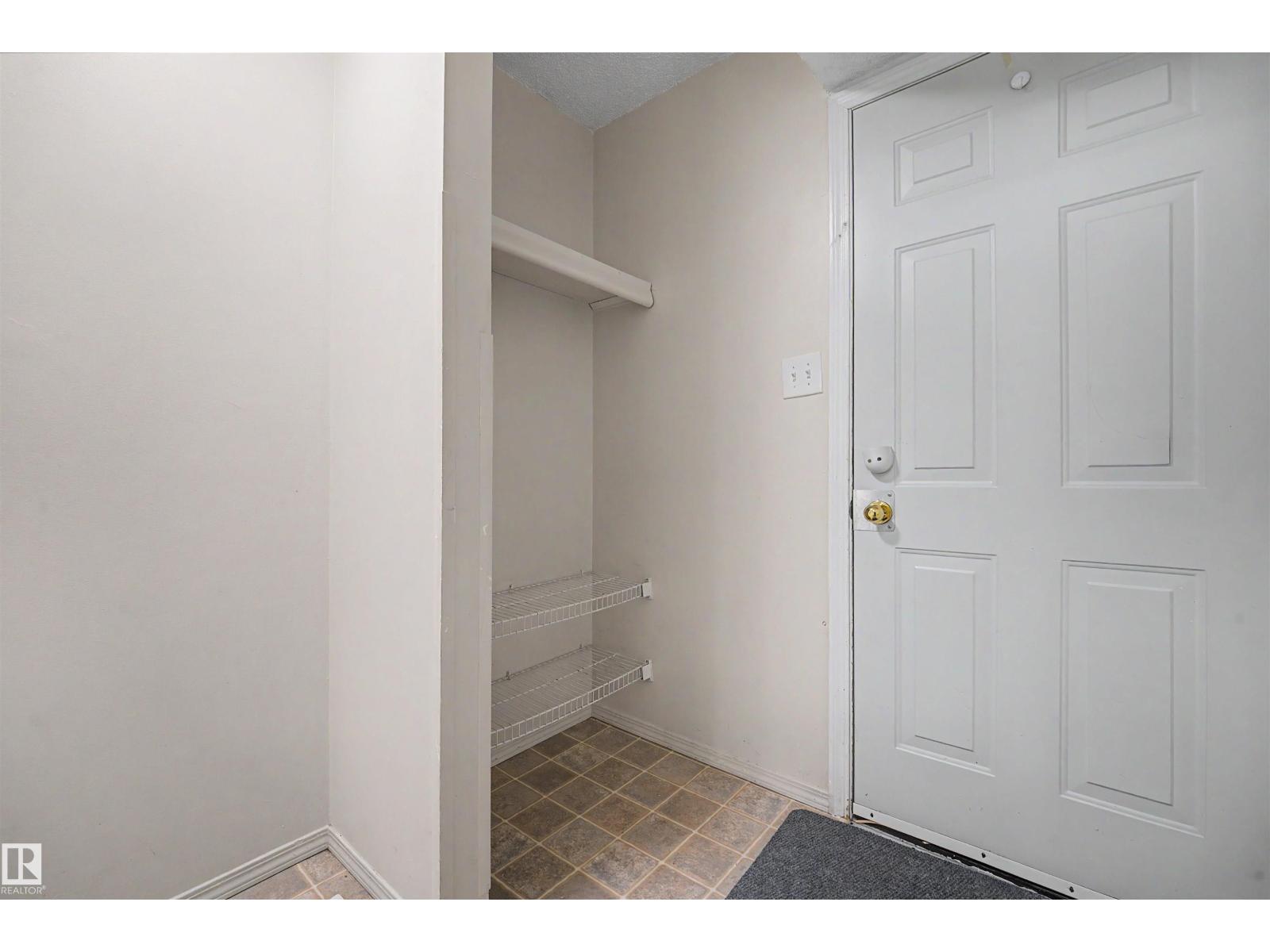 #198 11421 34 ST NW - 26