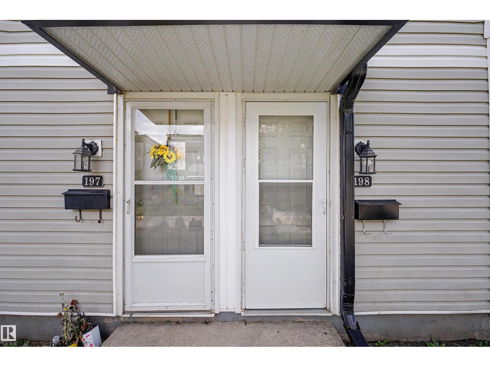 #198 11421 34 ST NW - 27