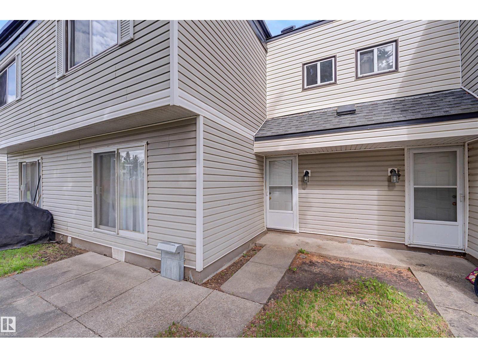 #198 11421 34 ST NW - 35