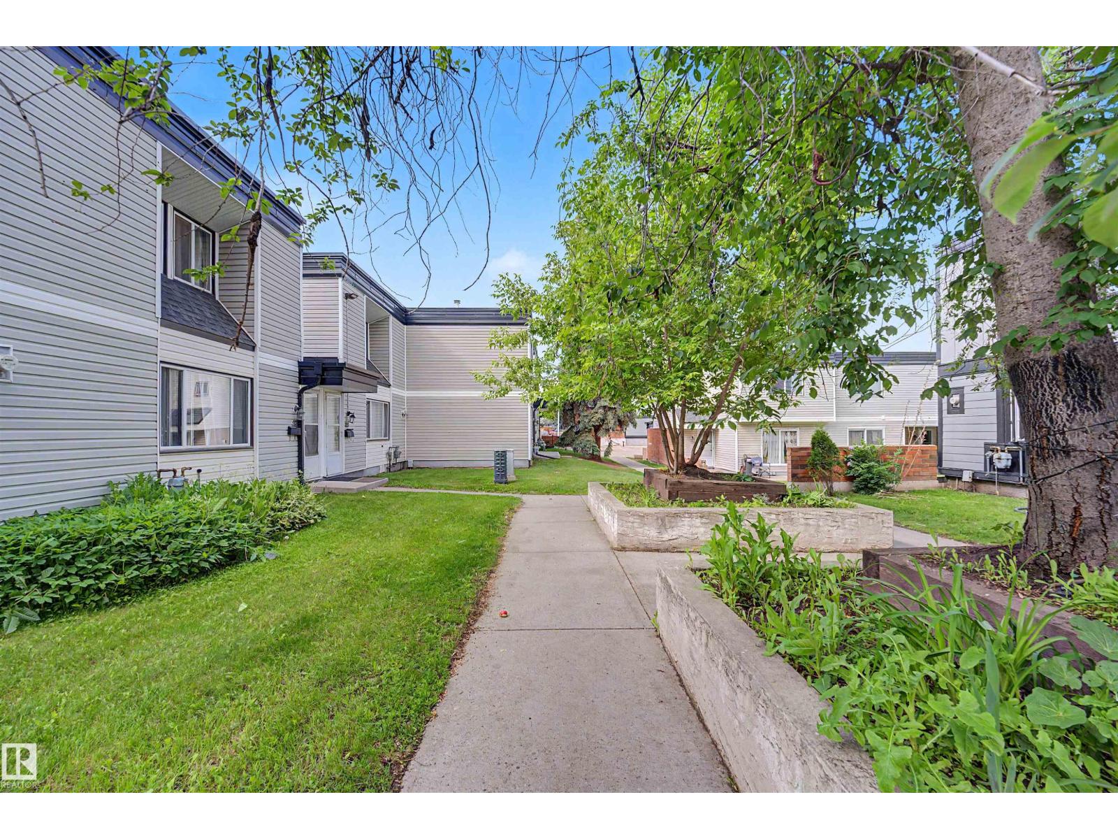 #198 11421 34 ST NW - 40