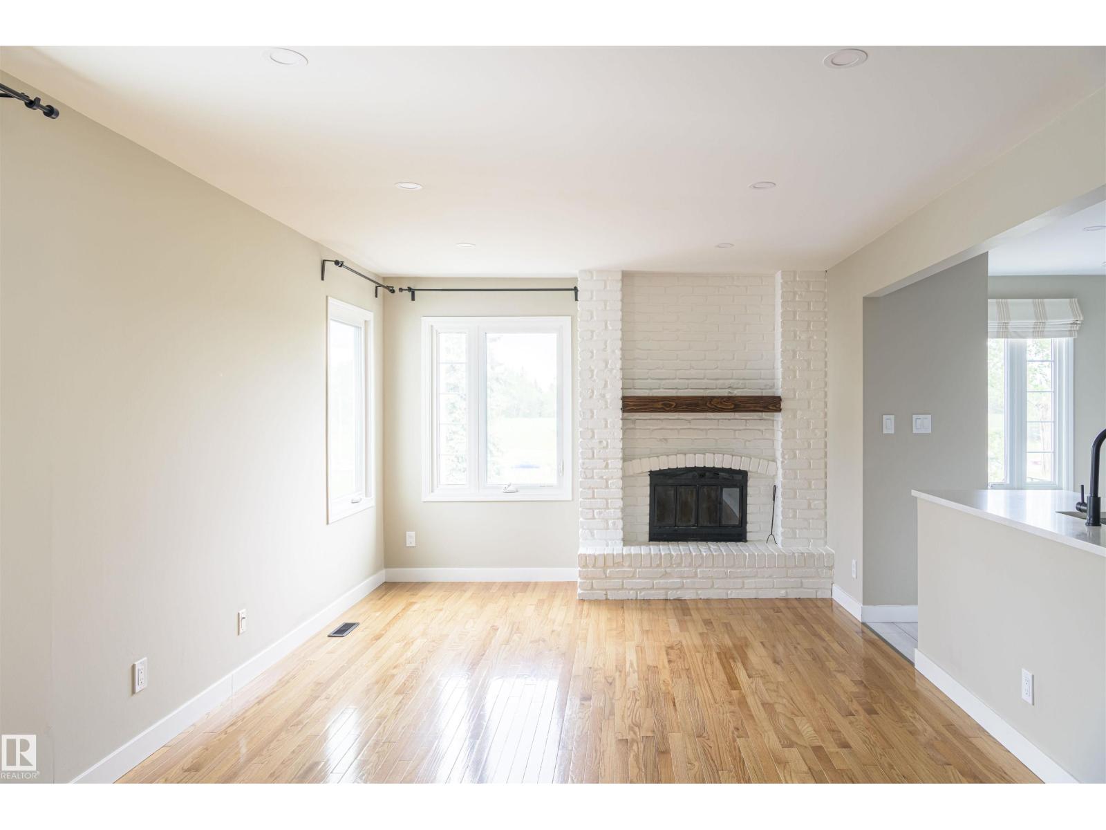 5010 147 ST NW - 14