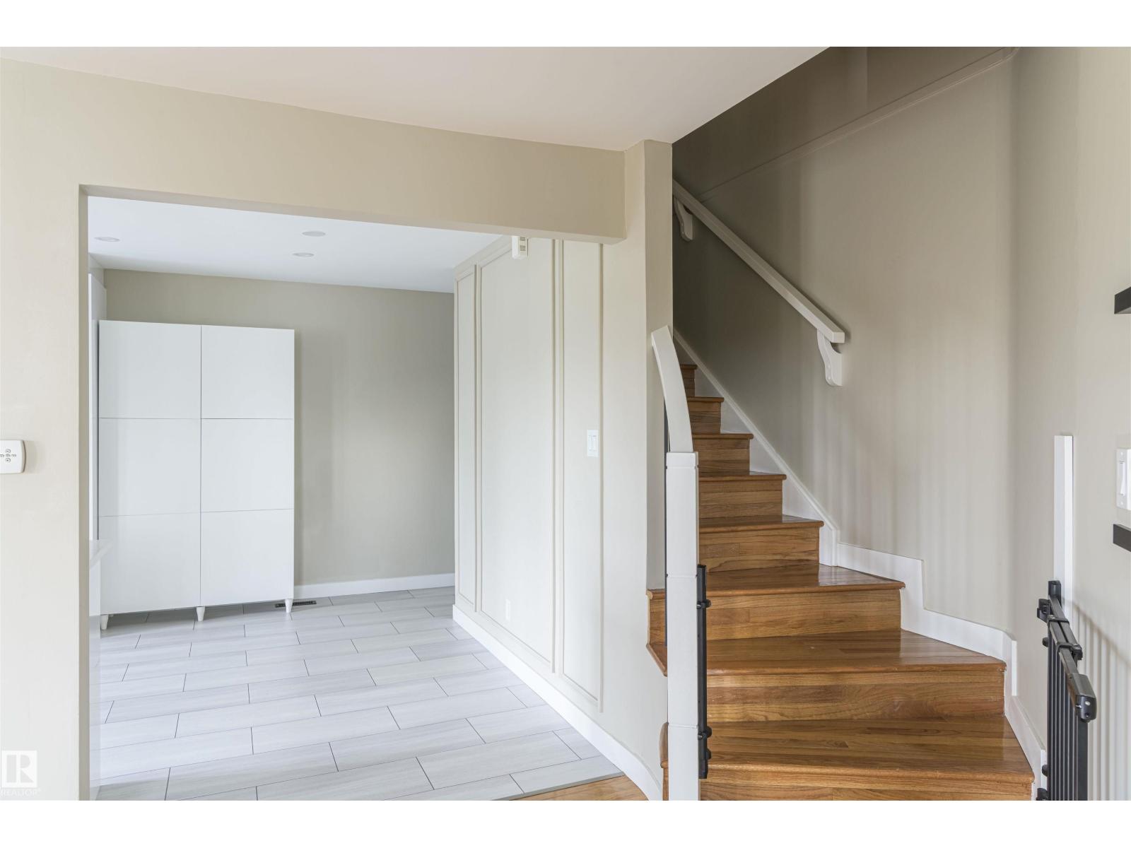 5010 147 ST NW - 16