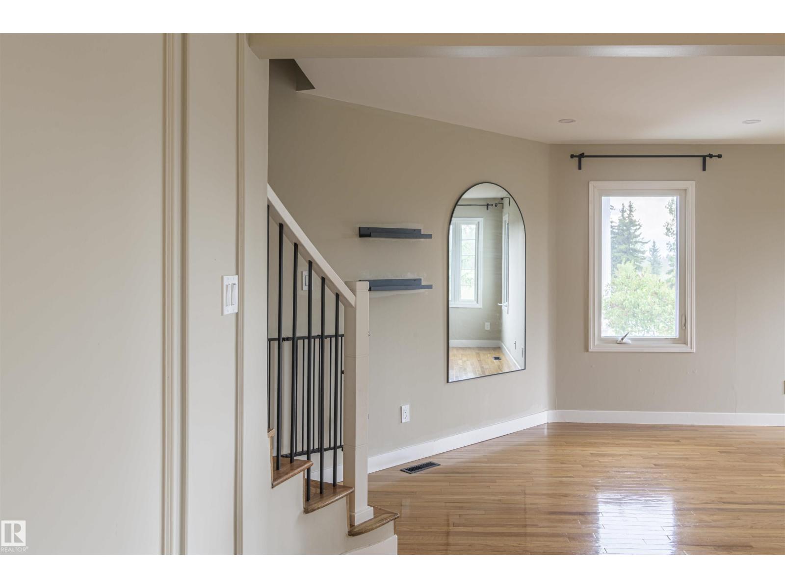 5010 147 ST NW - 17