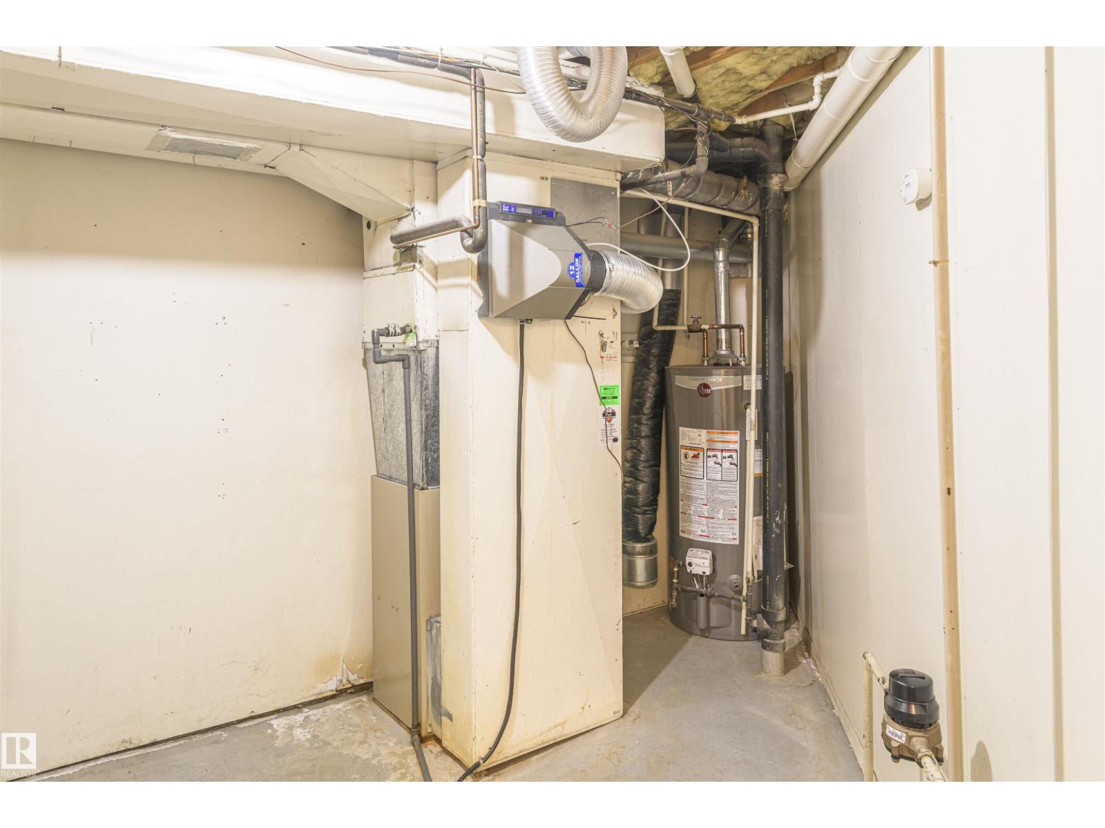 5010 147 ST NW - 35