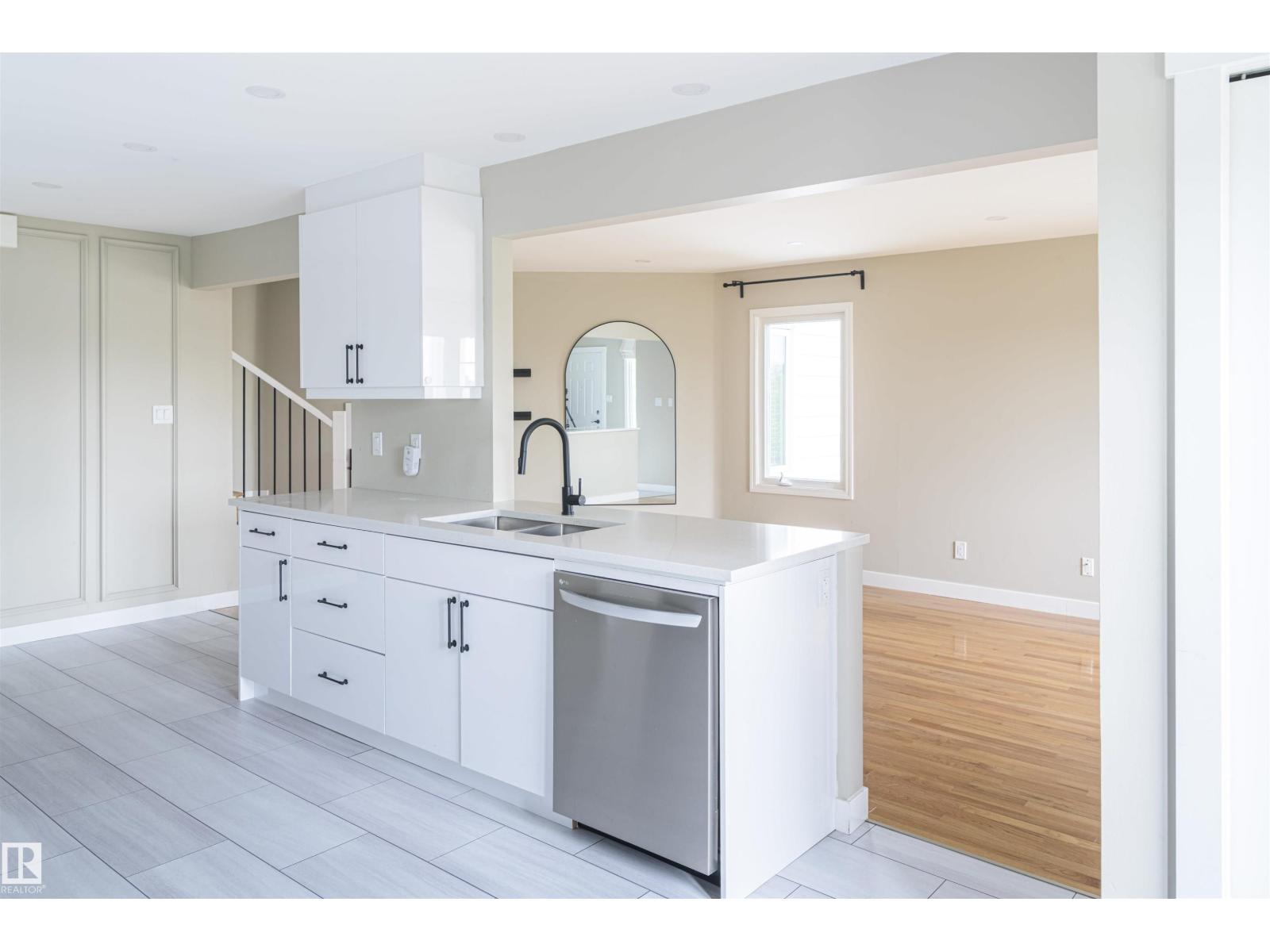 5010 147 ST NW - 8