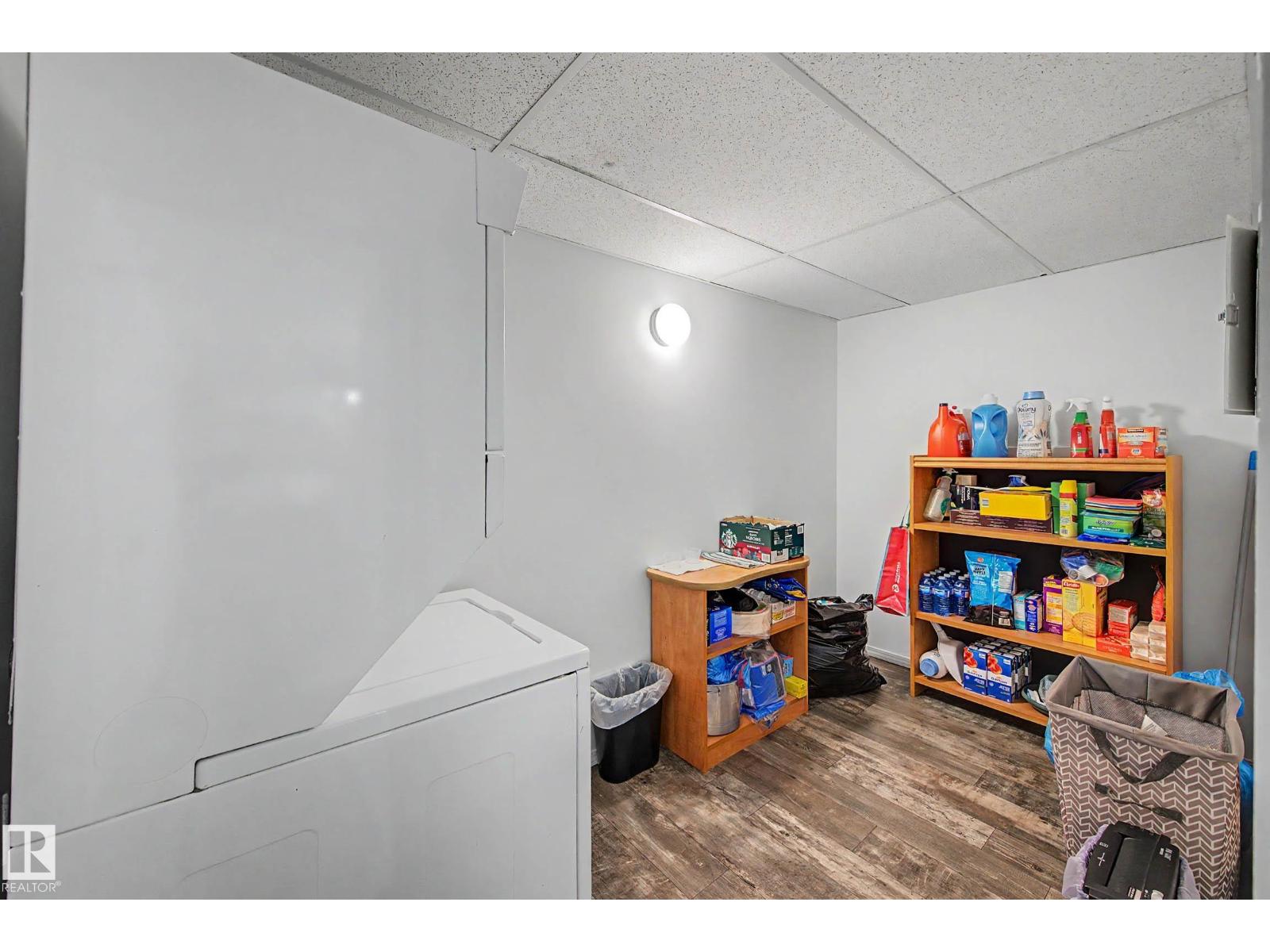 #221 279 SUDER GREENS DR NW - 30