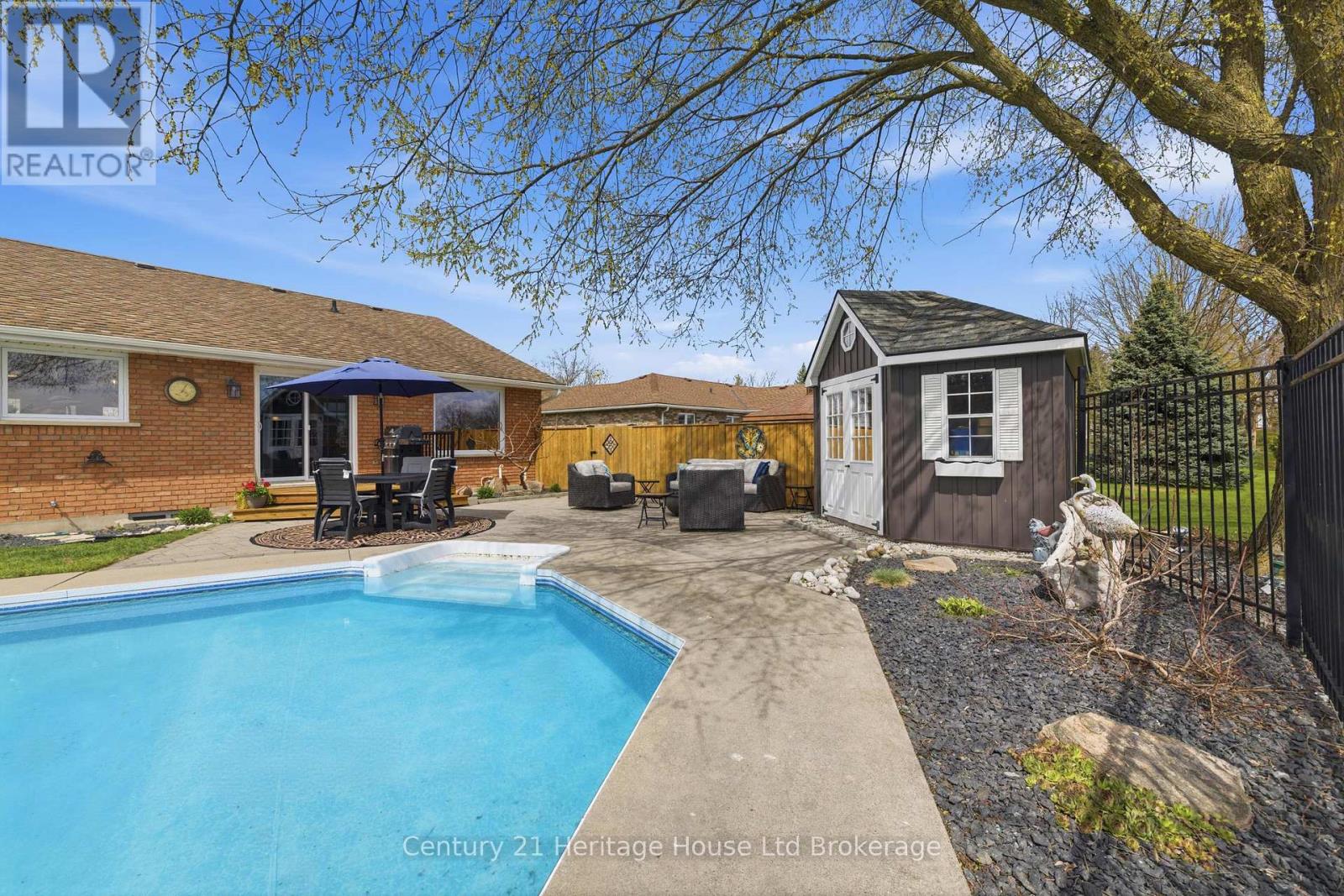 116 BAIRD STREET - 37