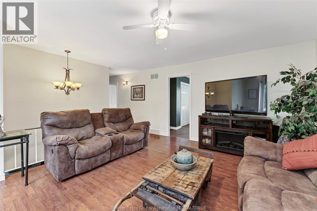425 COUNTY RD 34 West - 23
