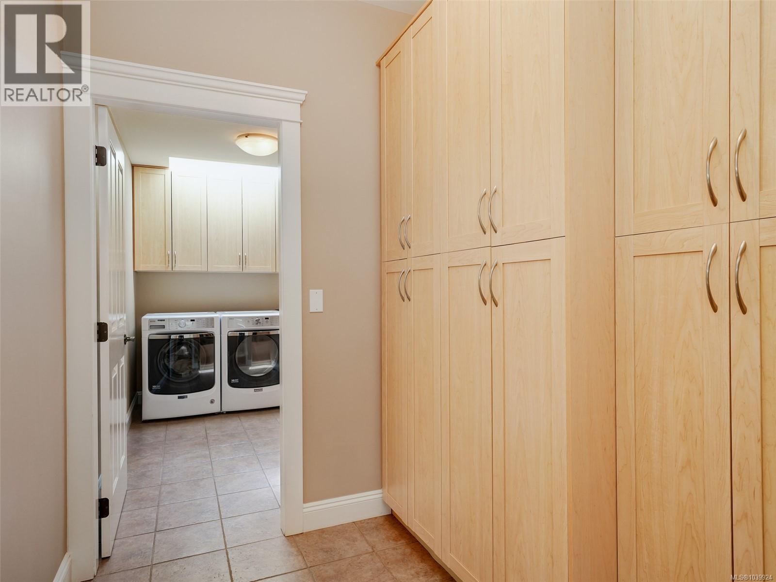 2286 Hazelton Pl - 22