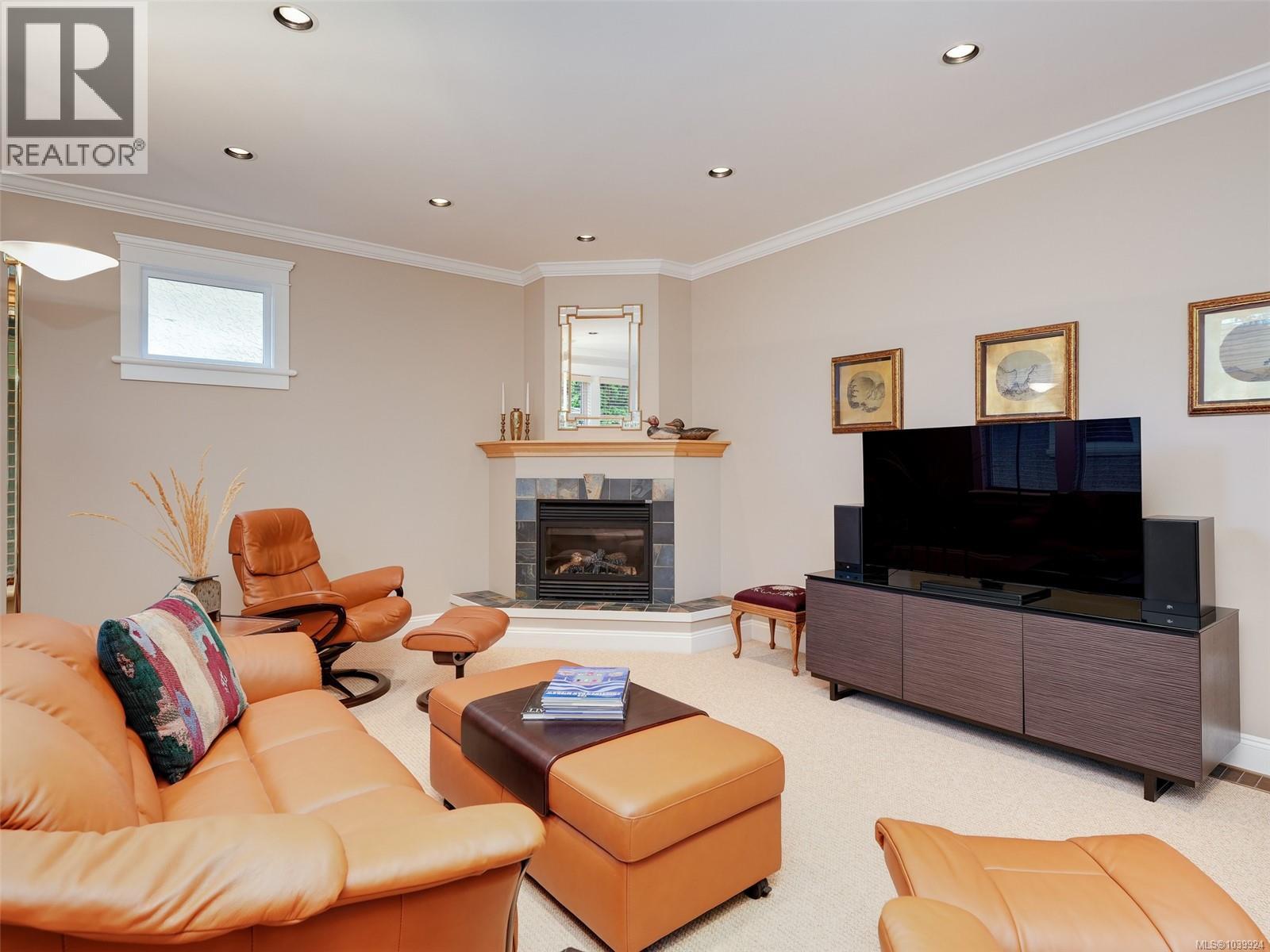 2286 Hazelton Pl - 8