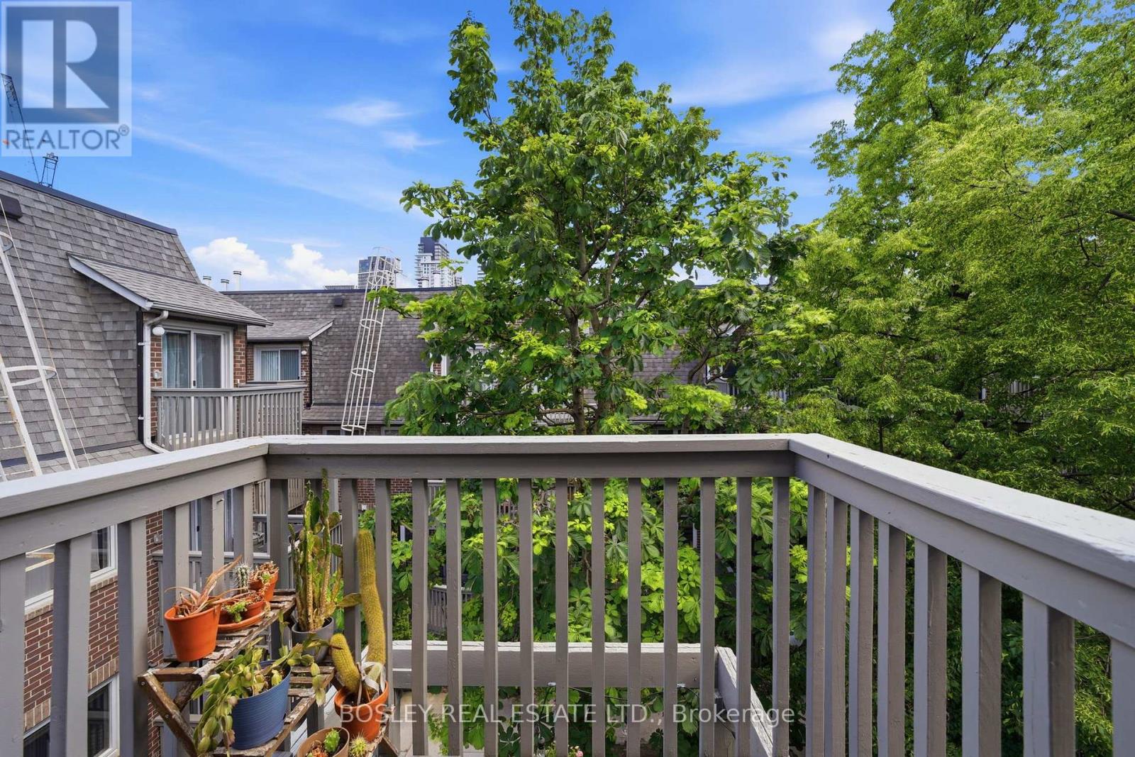 #B 889 ADELAIDE STREET W - 31