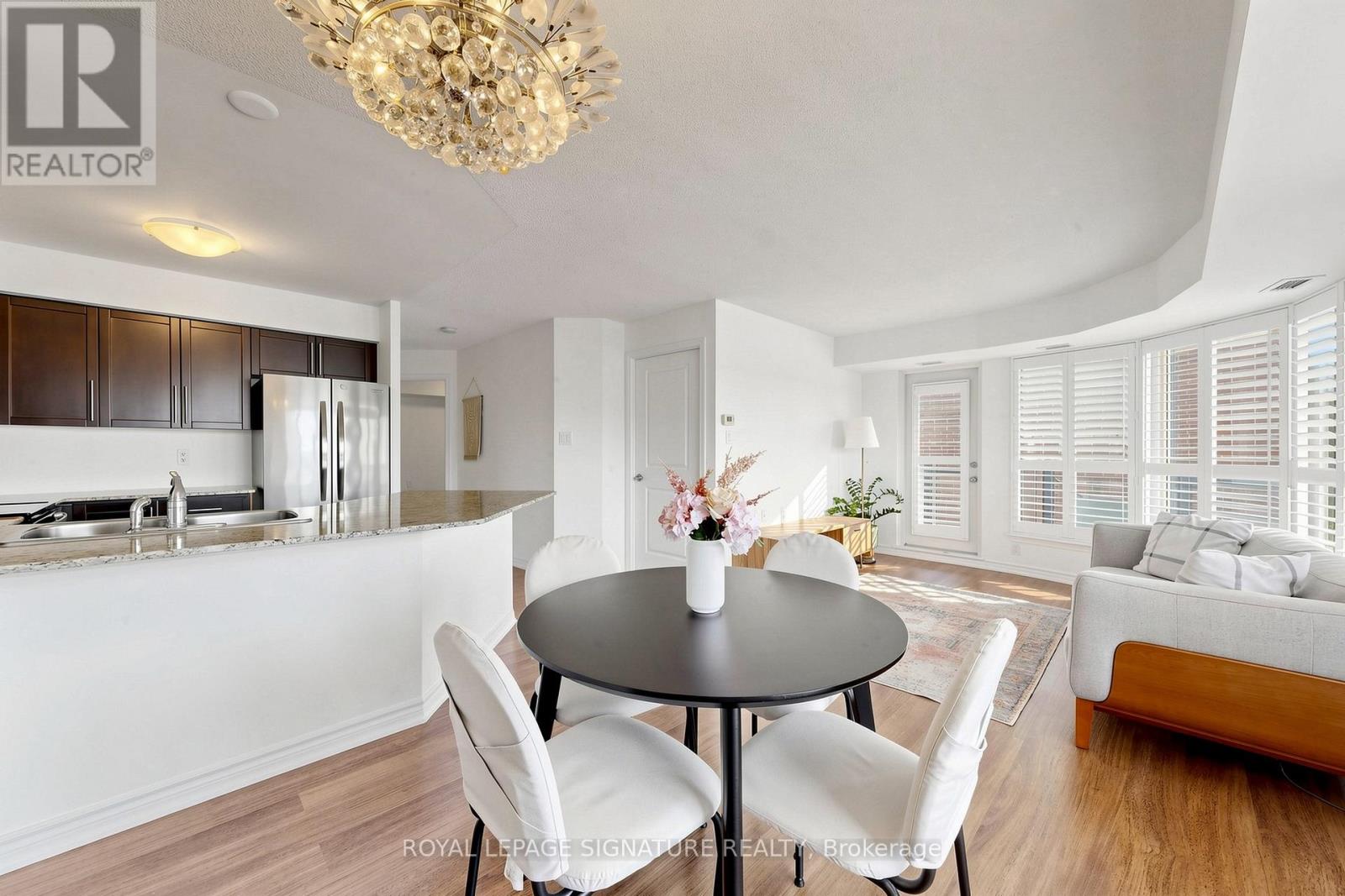 #306 872 SHEPPARD AVENUE W - 10