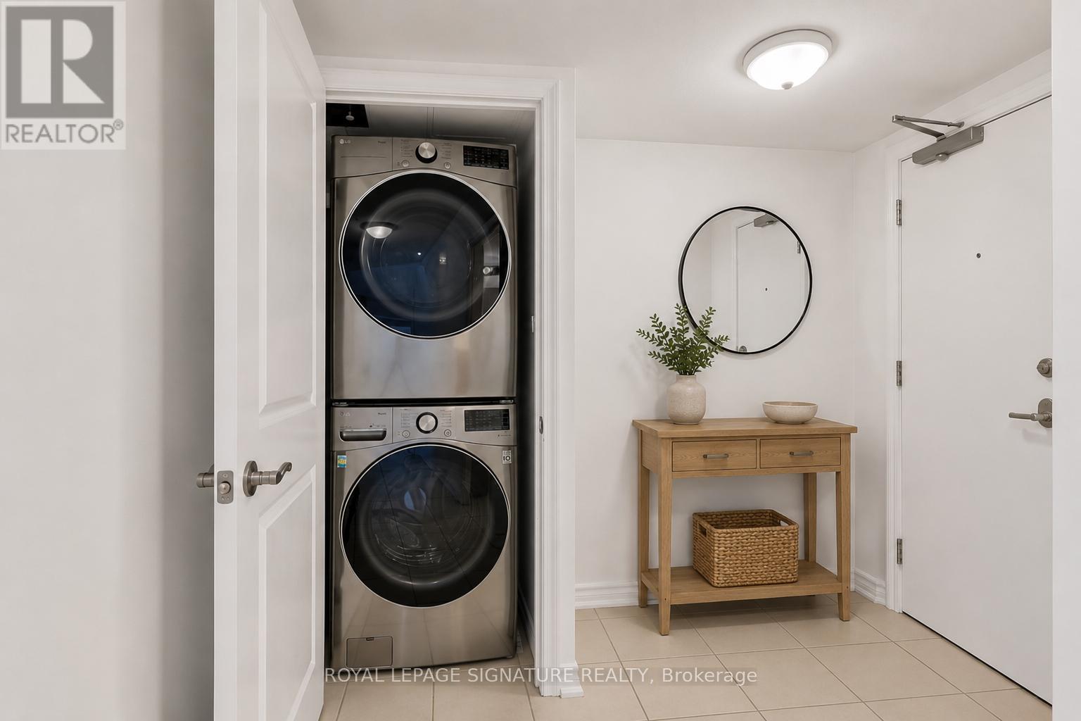 #306 872 SHEPPARD AVENUE W - 18