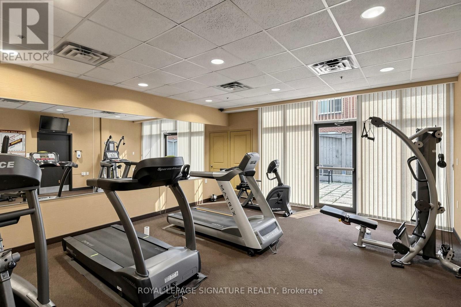 #306 872 SHEPPARD AVENUE W - 25