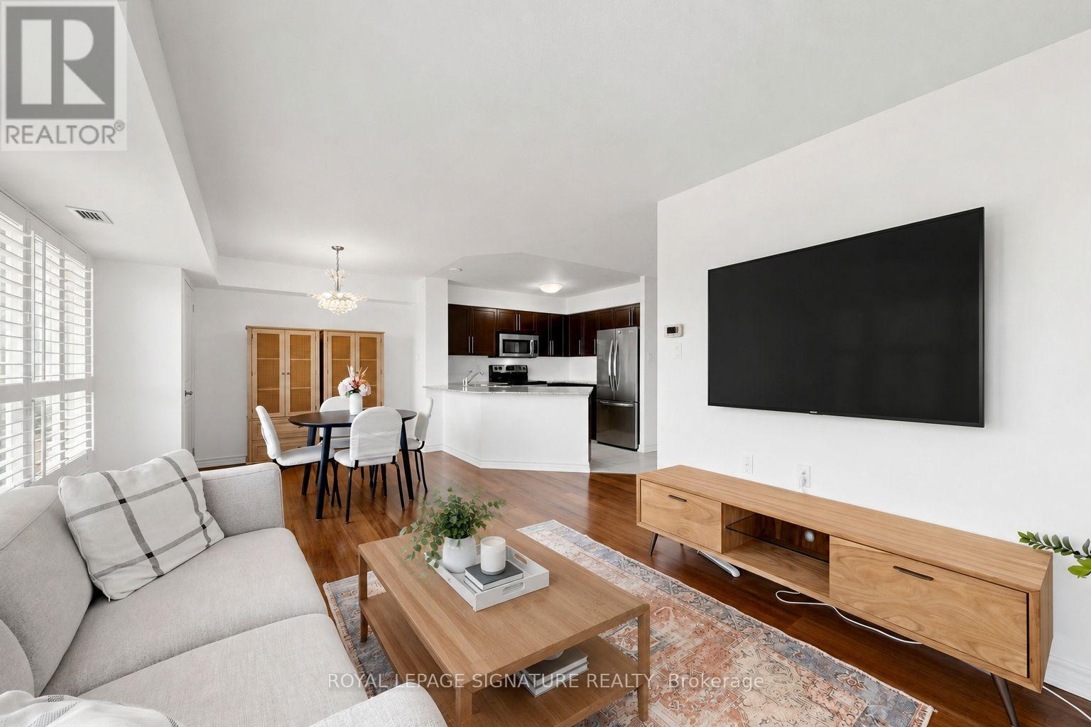 #306 872 SHEPPARD AVENUE W - 4