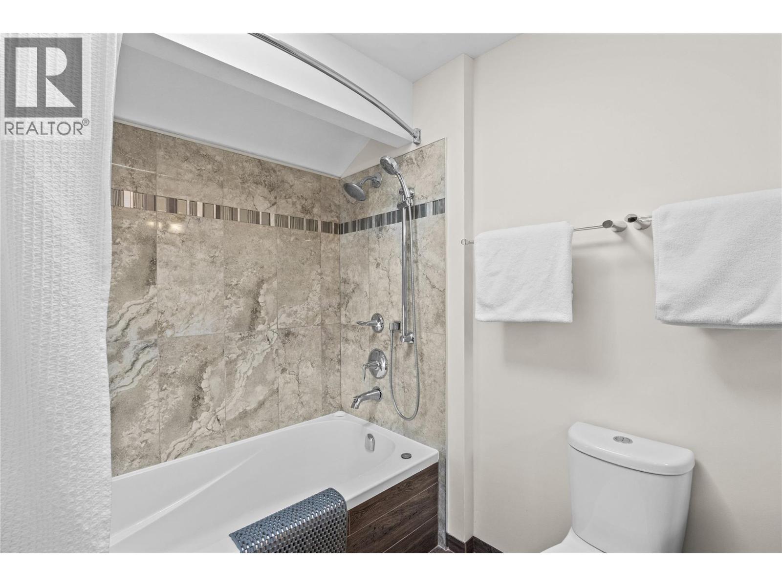 104 Heather Place, Penticton