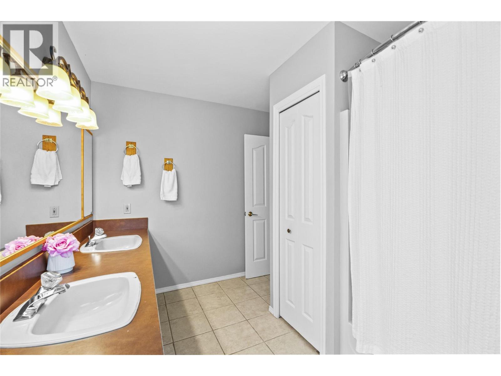 104 Heather Place, Penticton